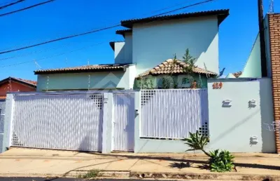 Casa com 3 quartos à venda no parque dos timburis, são carlos , 171 m2 por r$ 695.000