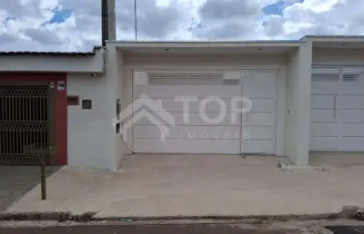 Excelente casa de 3 dormitorios no bairro jardim santa felicia em fase final de construcao