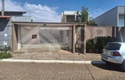 Excelente sobrado  de 3 dormitorios, sendo 1 suite no res. espraiado
