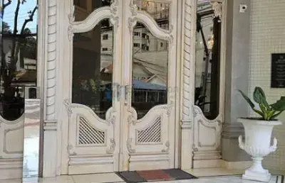 Apartamento com 4 quartos para alugar na Avenida Brasil, Pioneiros, Balneário Camboriú
