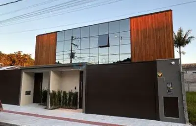 Sobrado alto padrão em barra, balneário camboriú/sc