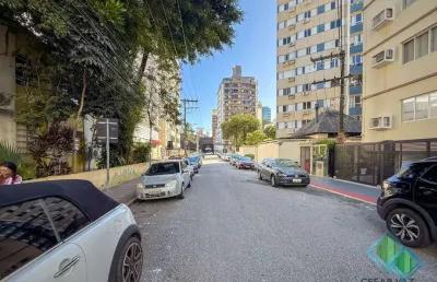 Sala comercial à venda na rua ferreira lima, 13, centro, florianópolis, 151 m2 por r$ 890.000