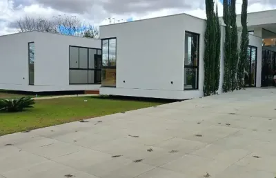 Casa em condomínio fechado com 4 quartos à venda na Avenida Getúlio Vargas, 0, Residencial Haras Camping Club, Barra do Choça