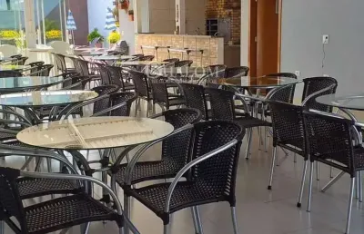 Casa à venda em maringá, jardim monte carlo, com 2 quartos, com 260 m²