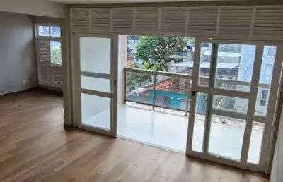 Apartamento para venda possui 150 metros com 3 quartos sendo 1 suíte com 2 vgs - na madalena - recife - pe