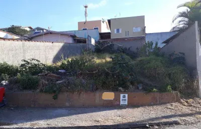 Terreno à venda no Santa Lúcia, Poços de Caldas 