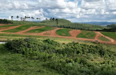 Terreno à venda no Jardins de Florença, Poços de Caldas 