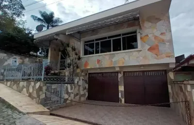Casa com 3 quartos à venda na Vila Nossa Senhora de Fátima, Poços de Caldas 