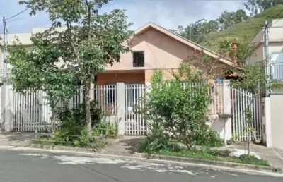 Casa com 3 quartos à venda no Santa Teresa, Poços de Caldas 
