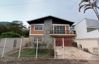 Casa com 5 quartos à venda no Jardim dos Estados, Poços de Caldas 