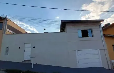 Casa com 3 quartos à venda na Vila Nova, Poços de Caldas 