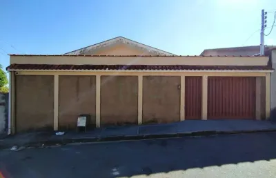 Casa com 3 quartos à venda no São José, Poços de Caldas 