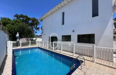 Casa com 3 dormitórios à venda, 351 m² por r$ 1.400.000,00 - centro - peruíbe/sp