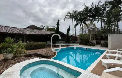 Casa com 5 dormitórios à venda, 640 m² por r$ 2.500.000,00 - bougainvillee v - peruíbe/sp