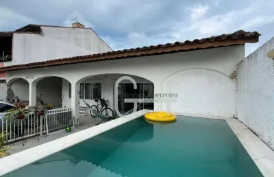 Casa com  piscina  e 5 dormitórios à venda, 295 m² por r$ 800.000 - centro - peruíbe/sp