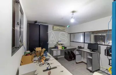 Prédio à venda na rua felizardo, 74, jardim botânico, porto alegre por r$ 1.300.000