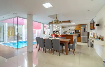 Casa em condomínio fechado com 4 quartos à venda na rua tocantins, 540, agronomia, porto alegre, 356 m2 por r$ 1.890.000