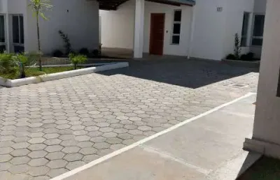 Casas em condomínio fechado, com 3 quartos 1 suíte - centro de contagem