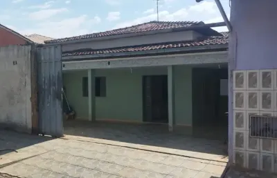 Casa 4 quartos com 2 banheiros centro de paraopeba = r$ 450.000,00