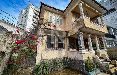 Casa com 8 quartos à venda na rua antônio parreiras, boa viagem, niterói, 360 m2 por r$ 1.500.000
