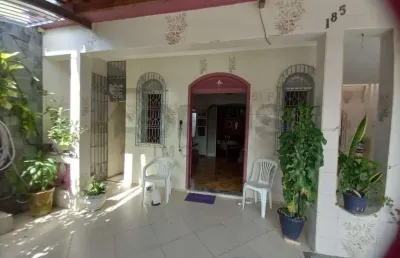 Casa para vender com 3 quartos, sendo 2 suítes no bairro suíssa em aracaju