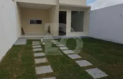 Casa para vender com 2 quartos 1 suítes no bairro espaço tropical em barra dos coqueiros