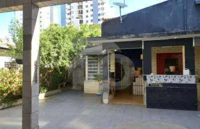 Casa para vender com 6 quartos 3 suítes no bairro centro em aracaju