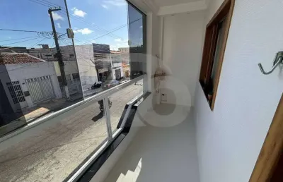 Casa para vender com 4 quartos 1 suíte no bairro getúlio vargas em aracaju