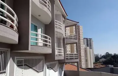 Sobrado em condomínio fechado 3 quartos 1 suíte no baeta neves - sbc