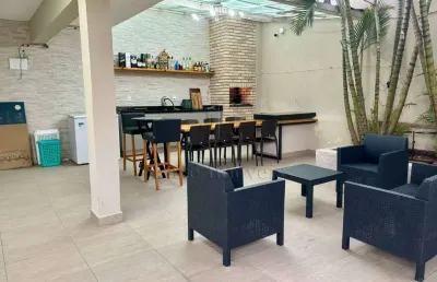 Casa com 4 quartos à venda na Rua Manicoré, Vila Floresta, Santo André
