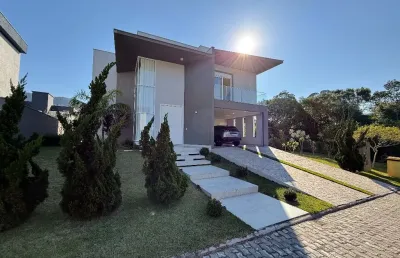 Rw - casa mobiliada em condomínio fechado com 4 suítes – conforto, acessibilidade e sofisticação em 285m²