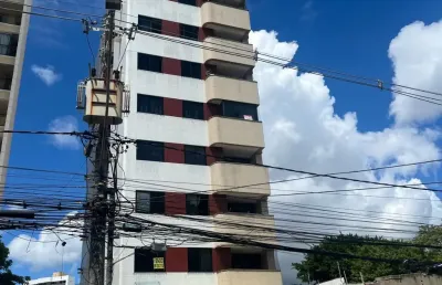 Apartamento caminho das árvores , vizinho ao shopping da bahia