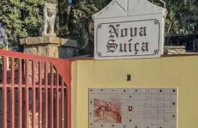 Chácara / sítio com 5 quartos à venda no Chácaras Alpina, Valinhos 