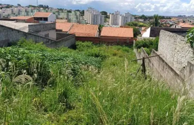 Terreno à venda na Rua Jurupari, Vila Aeroporto III, Campinas