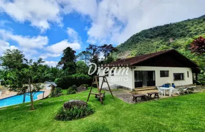 Casa com 5 dormitórios à venda, 266 m² por r$ 995.000,00 - granja guarani - teresópolis/rj
