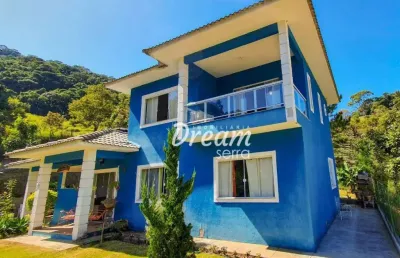 Casa com 4 dormitórios à venda, 181 m² por r$ 990.000,00 - vargem grande - teresópolis/rj