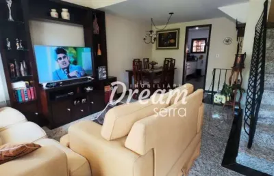 Casa com 2 dormitórios à venda, 96 m² por r$ 490.000,00 - albuquerque - teresópolis/rj