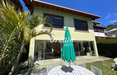 Casa com 3 dormitórios à venda, 146 m² por r$ 670.000,00 - albuquerque - teresópolis/rj