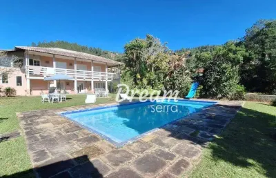 Casa com 5 dormitórios à venda, 700 m² por r$ 1.990.000,00 - albuquerque - teresópolis/rj