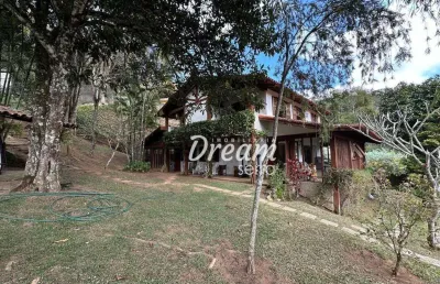 Casa com 6 dormitórios à venda, 304 m² por r$ 950.000,00 - albuquerque - teresópolis/rj