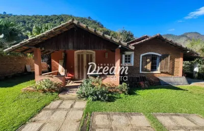 Casa com 4 dormitórios à venda, 400 m² por r$ 990.000,00 - córrego das pedras - teresópolis/rj