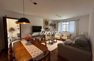Casa com 3 dormitórios à venda, 186 m² por r$ 790.000,00 - vale do paraíso - teresópolis/rj