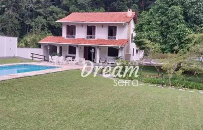 Casa com 5 dormitórios à venda, 235 m² por r$ 2.625.000,00 - comary - teresópolis/rj