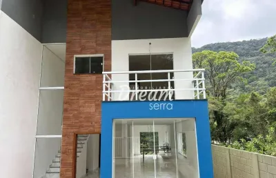 Casa com 4 dormitórios à venda, 200 m² por r$ 850.000,00 - granja guarani - teresópolis/rj