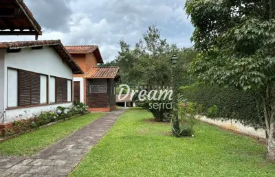 Oportunidade de apartamento tipo casa no bairro de albuquerque- treresópolis-rj