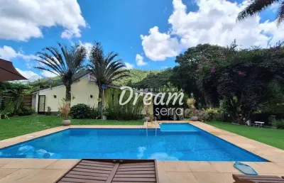 Casa com 4 dormitórios à venda, 269 m² por r$ 1.290.000,00 - albuquerque - teresópolis/rj