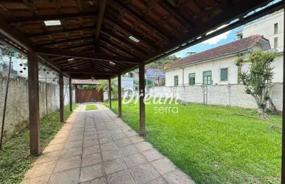Casa com 9 dormitórios, 288 m² - venda por r$ 2.800.000,00 ou aluguel por r$ 12.637,00/mês - várzea - teresópolis/rj