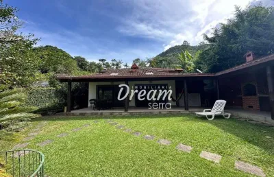 Casa com 4 dormitórios à venda, 255 m² por r$ 1.800.000,00 - comary - teresópolis/rj