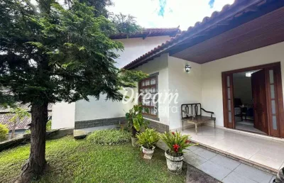 Casa com 3 dormitórios à venda, 140 m² por r$ 970.000,00 - panorama - teresópolis/rj