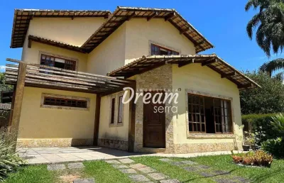Casa com 4 dormitórios à venda, 171 m² por r$ 990.000,00 - cascata do imbuí - teresópolis/rj